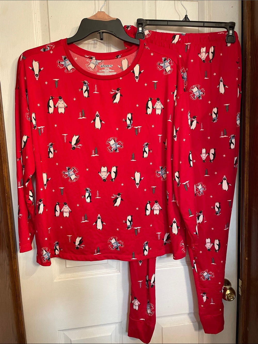 Red Penguin Print Women's Pajama Set - Anvil